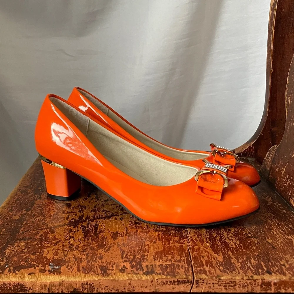 Orange shoes, size 8.5 - Picture 4 of 10